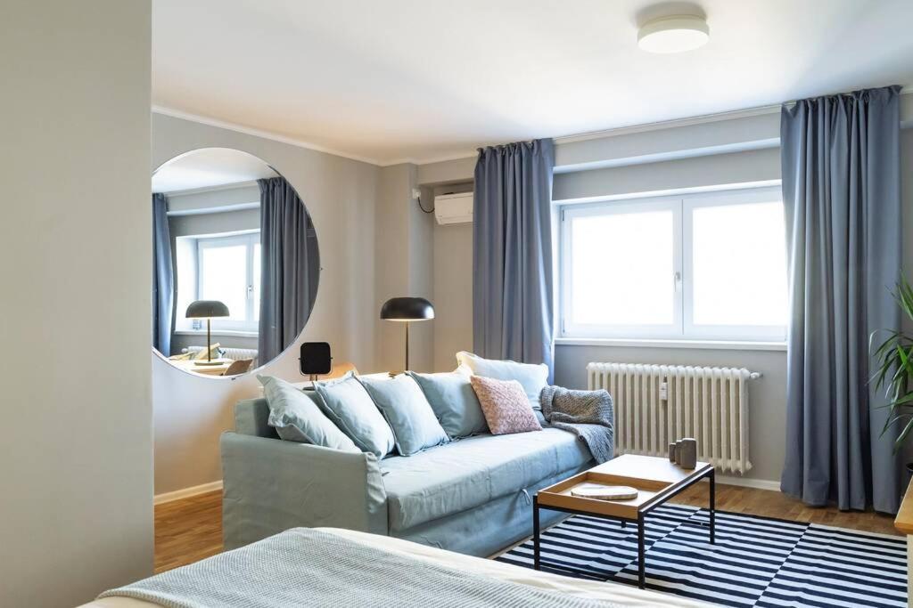 Good Vibes Central Apartment بوخارست المظهر الخارجي الصورة