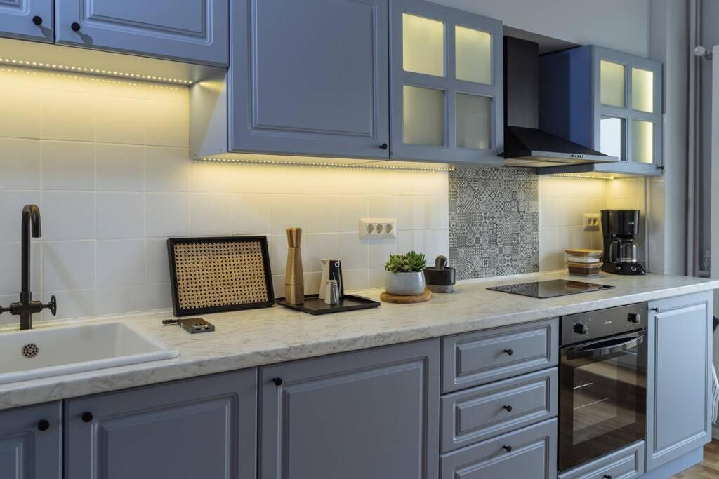 Good Vibes Central Apartment بوخارست المظهر الخارجي الصورة