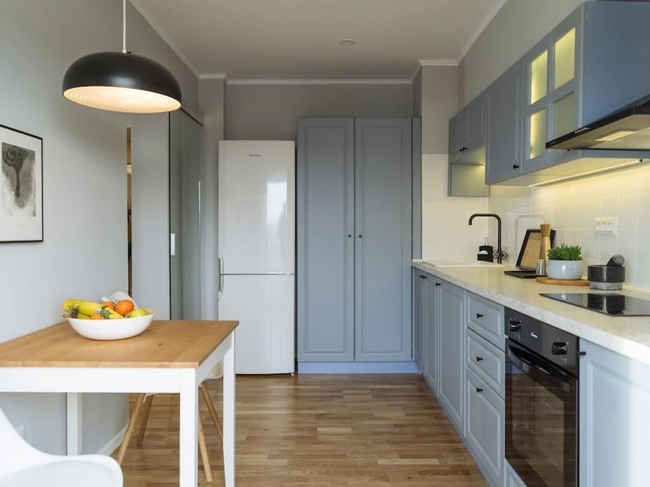 Good Vibes Central Apartment بوخارست المظهر الخارجي الصورة